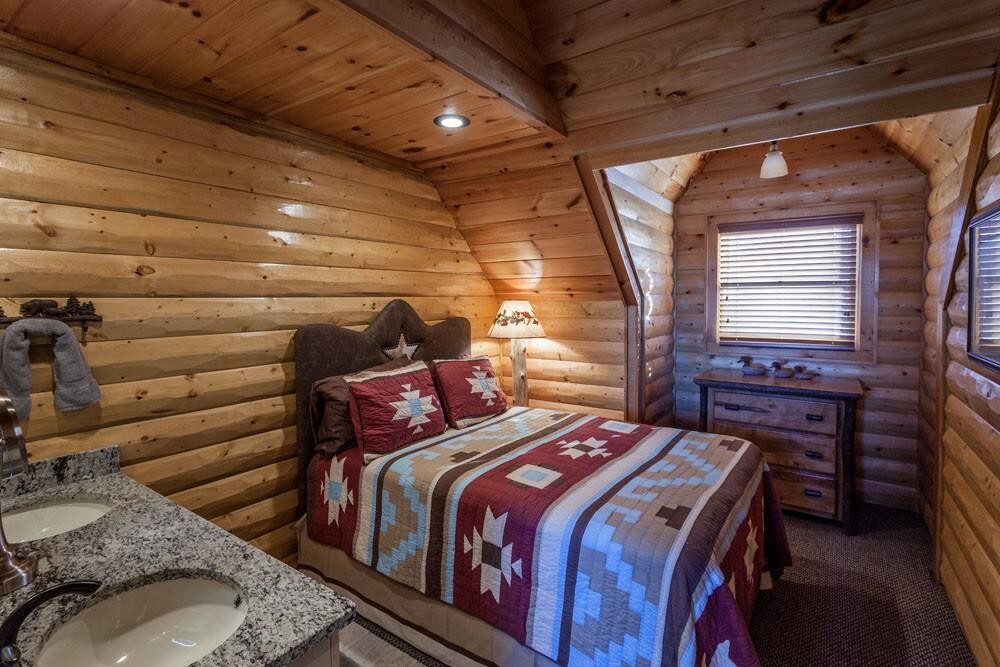 5 Star Lodge | Morganton, GA | Morning Breeze Cabin Rentals