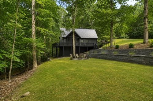 Alpine Mountain Hideaway